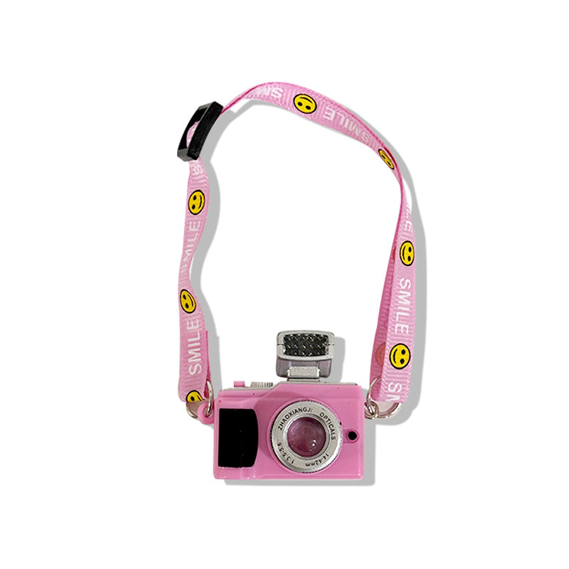 Camera with built-in battery and flash (Pink)